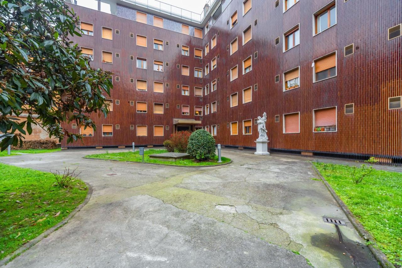 Cozy Apt - Corso Vercelli & Conciliazione M1 ミラノ エクステリア 写真